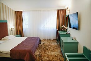 Hotel La Castel Iasi