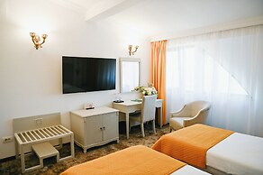 Hotel La Castel Iasi