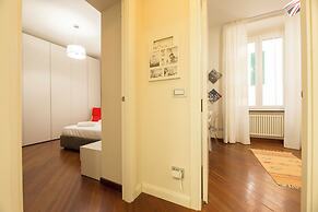 Spacious 3-Bedroom Flat in Central Genoa