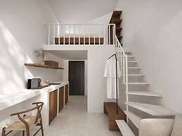 Ichos Boutique Apartments