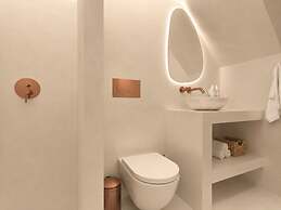Ichos Boutique Apartments
