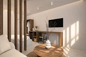 Ichos Boutique Apartments