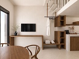 Ichos Boutique Apartments