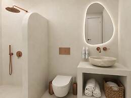 Ichos Boutique Apartments