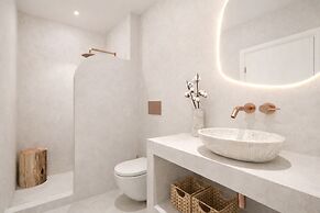 Ichos Boutique Apartments