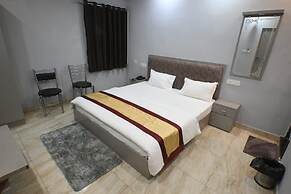Sandhya paying guest house and Dormitory