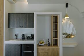 La Madeleine Suites Fira