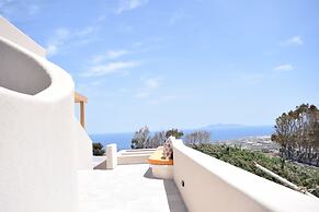La Madeleine Suites Fira