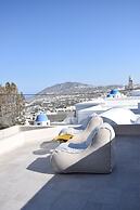 La Madeleine Suites Fira