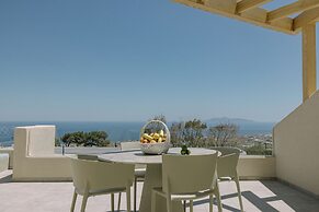 La Madeleine Suites Fira