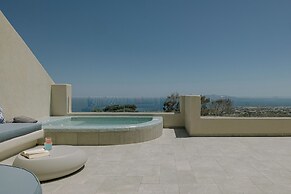 La Madeleine Suites Fira