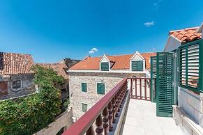 Palace Heritage apartments