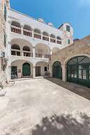 Palace Heritage apartments