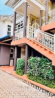Lillian Imperial Country Hotel