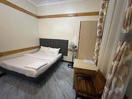 Lillian Imperial Country Hotel