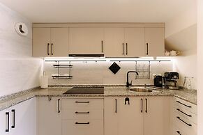 Black Sea Point Apartments 5