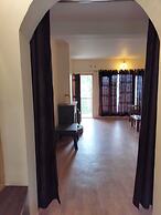 Elphinstone Inn