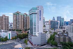 Jinyuju High-altitude Scenic Hotel