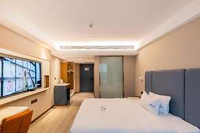 Jinyuju High-altitude Scenic Hotel