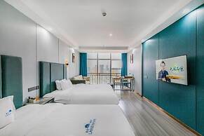 Jinyuju High-altitude Scenic Hotel