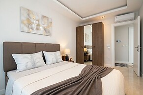 Gold Sand Suites