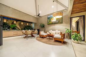 Honey Mandarin Villa
