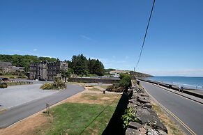 Smugglers Cove - Short Walk to Beach