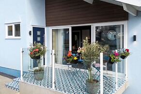 Bay View Cottage - Luxury Coastal Stay