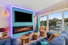 Bay View Cottage - Luxury Coastal Stay