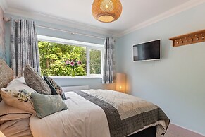 Bay View Cottage - Luxury Coastal Stay