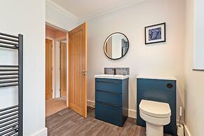 Bay View Cottage - Luxury Coastal Stay