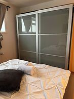 2 Bedroom Condo With Cheap Pick up Services