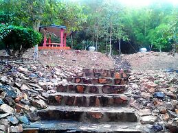 Mountain Front Hut For 2 Rare Birds, Bikes, Nature