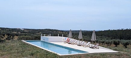 Herdade dos Calvinos Monte 2