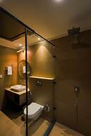 Vana Retreat Corbett