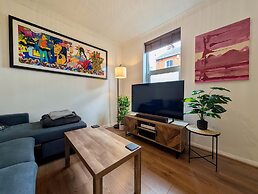 Cosy 2bed House in Reading