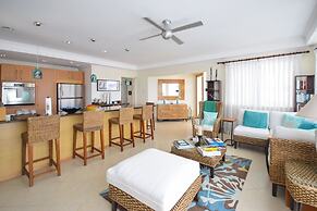 Palm Beach 610 2 Bedroom Apts