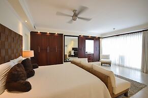 Palm Beach 610 2 Bedroom Apts