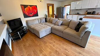 Spacious 4BR Edinburgh Home Free Parking
