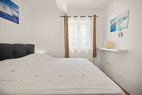 Villa Stella With Pool And Sauna