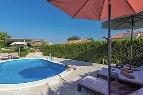 Villa Stella With Pool And Sauna