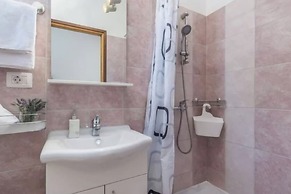 Villa Stella With Pool And Sauna