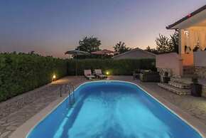 Villa Stella With Pool And Sauna