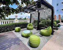 Cozy Studio at Lafayette Park