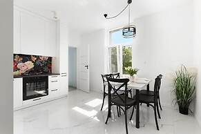 Glow - A Cozy Studio in a Great Location