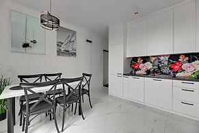 Glow - A Cozy Studio in a Great Location