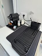 Poerio Station Rooms & Apartment