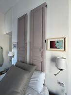 Poerio Station Rooms & Apartment