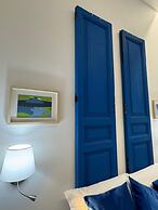 Poerio Station Rooms & Apartment