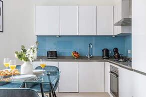 Elegant 1BR in Vibrant Soho